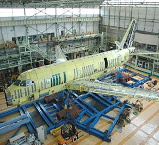 C-X(輸送機)組立の様子